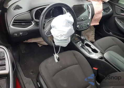 2018 Chevrolet Malibu Lt из США, поврежденный, VIN 1G1ZD5ST1JF284214